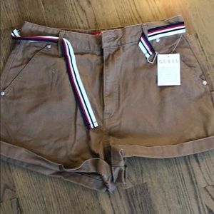 Guess cuffed short - tan/cocoa